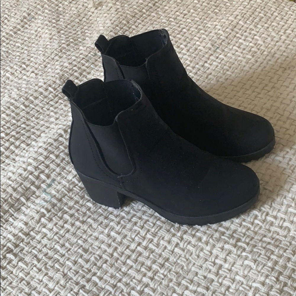 Black Boohoo Boots